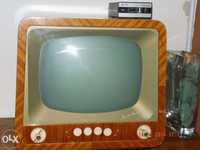 60-letni telewizor-sprzedam