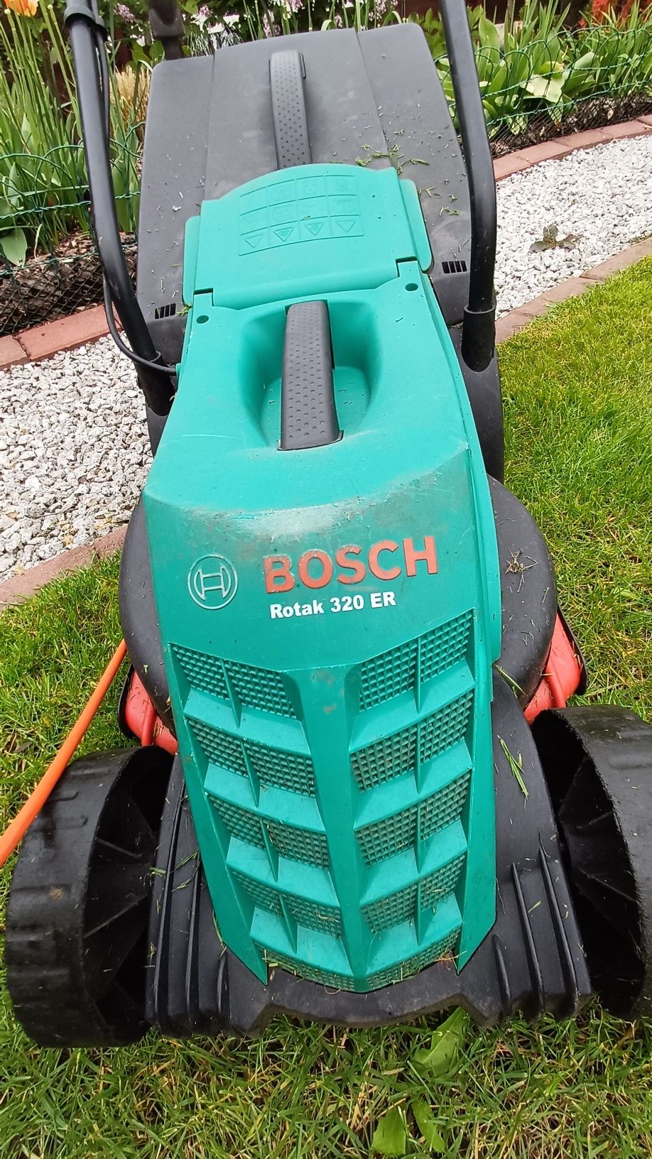 Kosiarka Bosch Rotak 320 ER