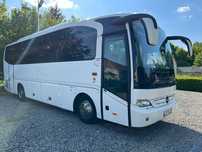 Mercedes-Benz TOURINO  Mercedes-Benz Tourino