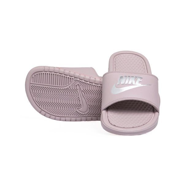 Шльопанці жіночі nike victori one slide/лілові