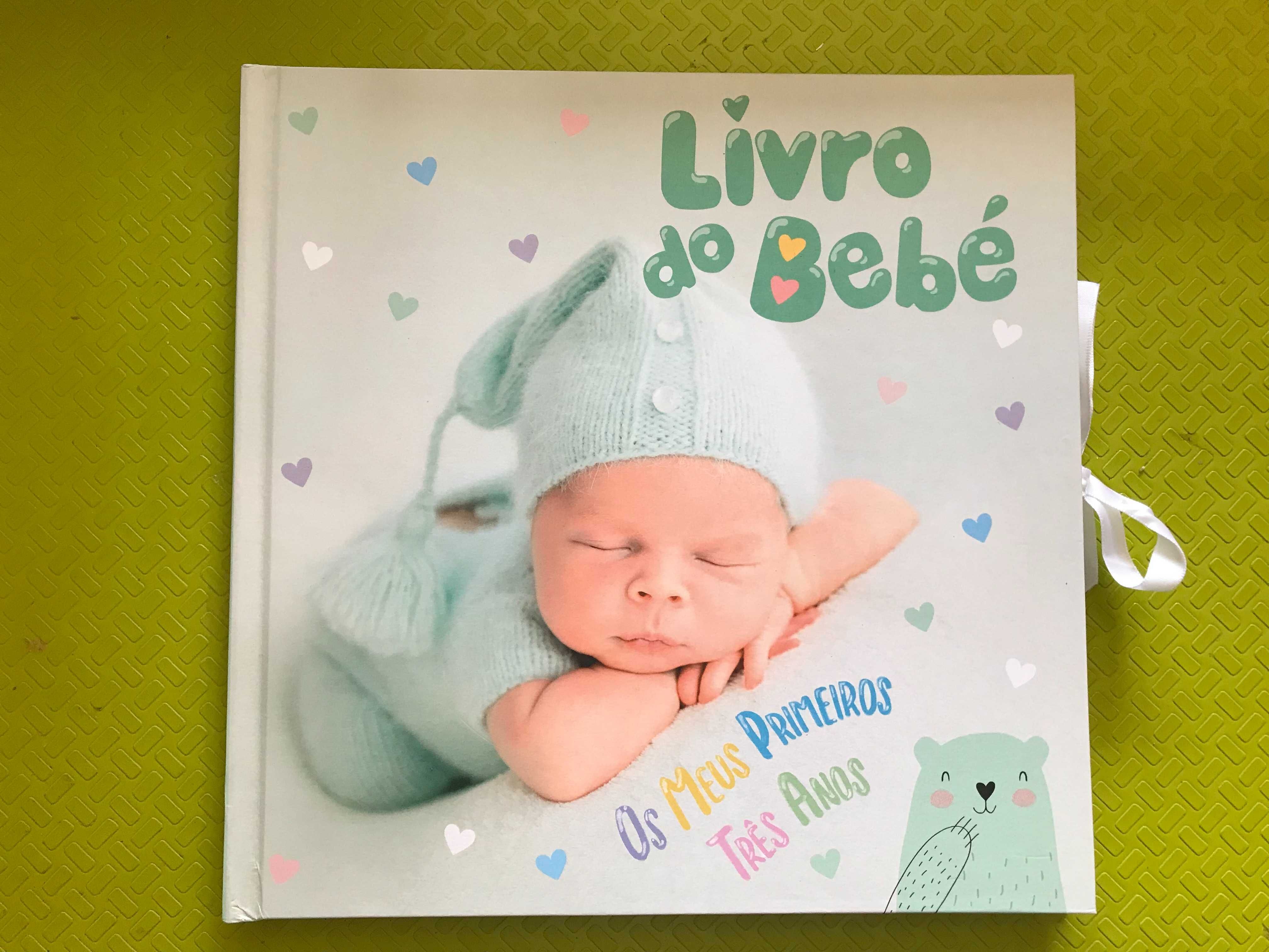 Livro do Bebé
 - Os meus primeiros três anos