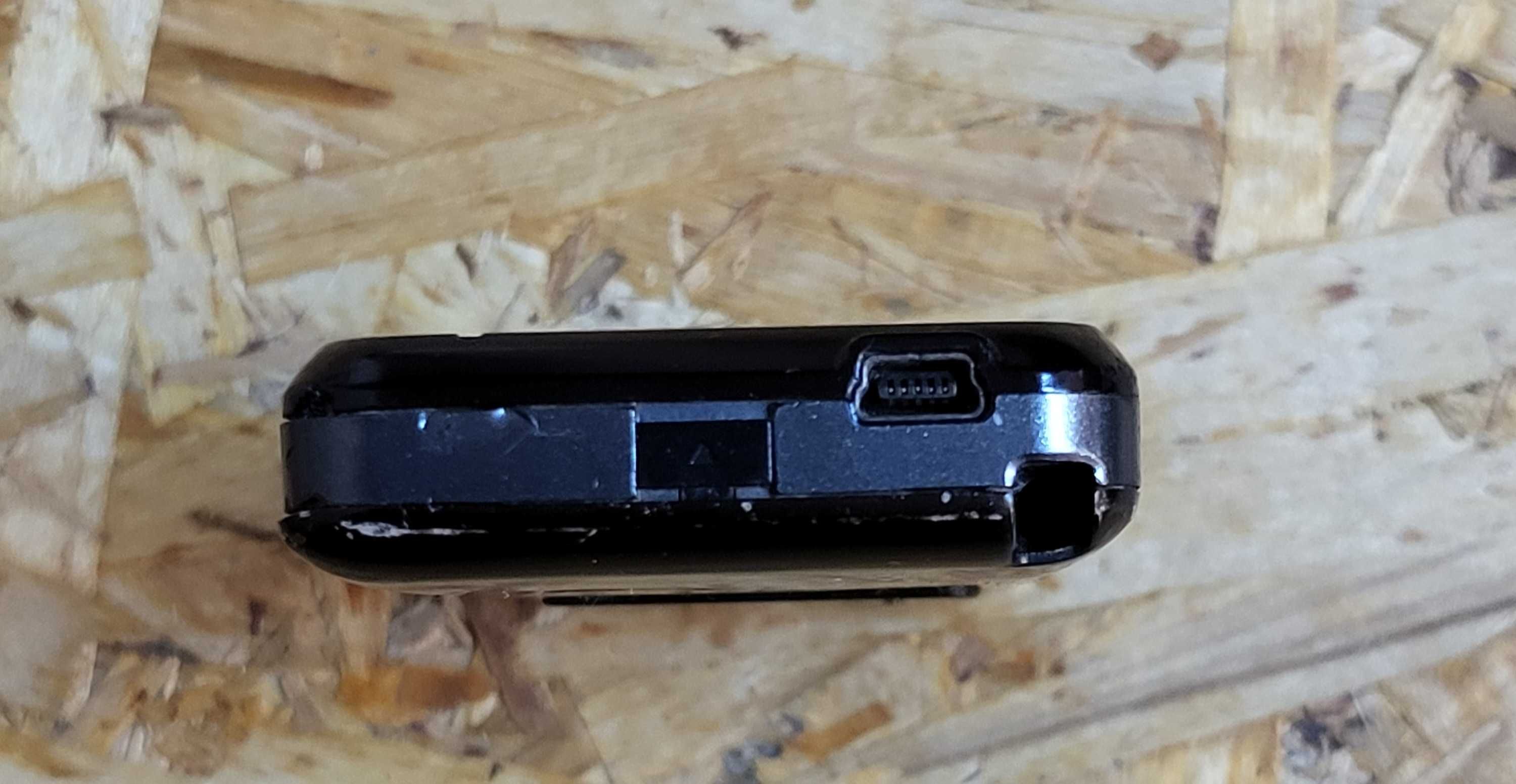 Продам телефон Motorola Rokr E6