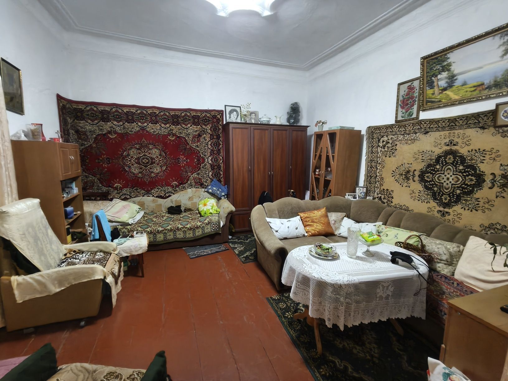 Терміново, Центр,2х. Частина будинку,всі зручності централізовані.