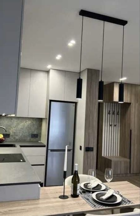 Продам 2к квартиру в ЖК Варшавський 2. Низький поверх