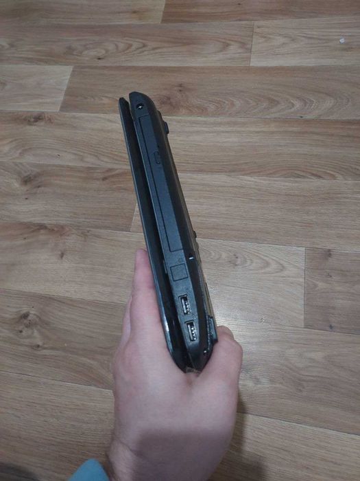 Ноутбук Toshiba Satellite Intel-i5, SSD+HDD