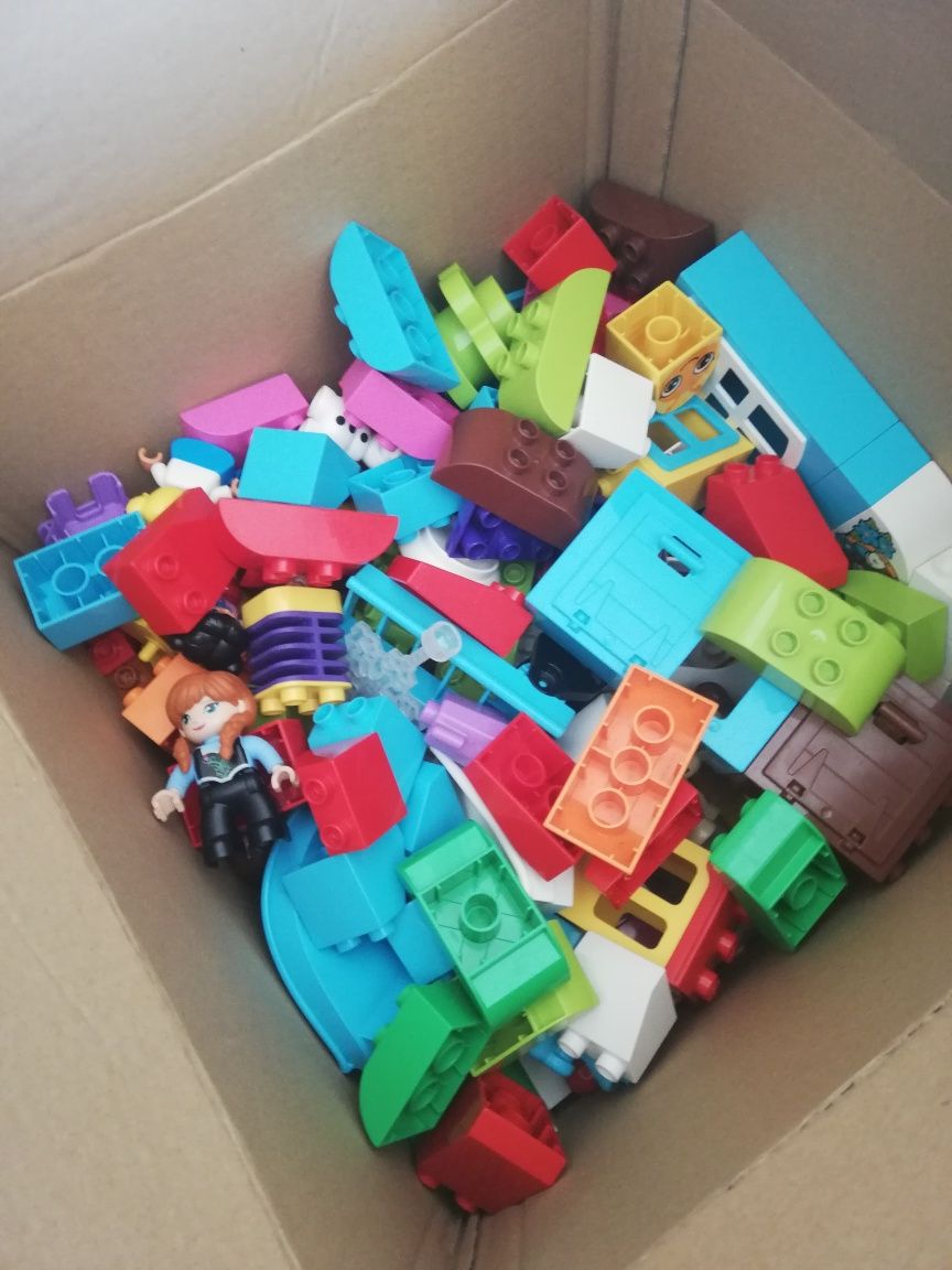 Lego duplo, kraina lodu, ciuchcia itp. 220 elementów mix
