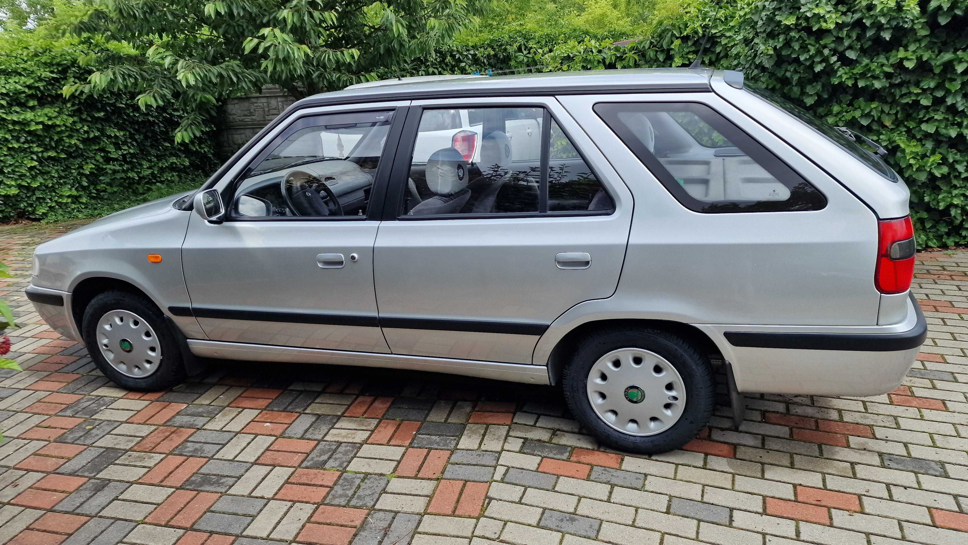 Skoda Felicia Kombi, dla Pasjonata, stan NOWY, spod kocyka