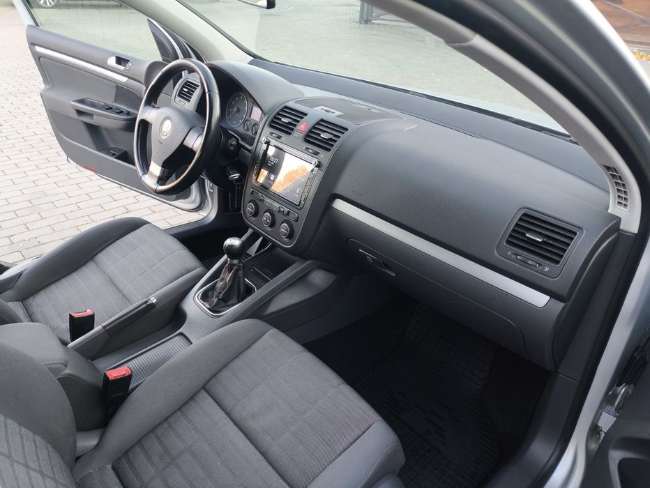 GOLF V  1.4 MPI комплектація GOAL 2006г.