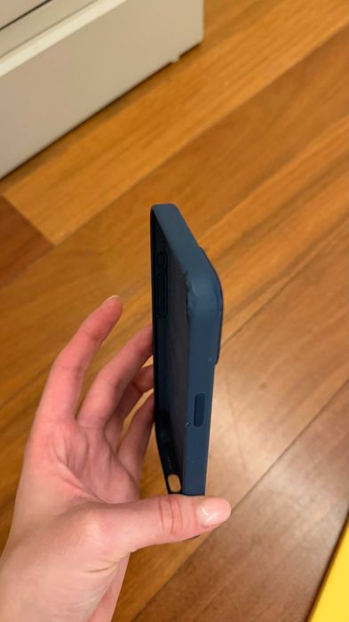 Capa Original Apple MagSafe – Azul-Escuro (iPhone 15 Pro Max)