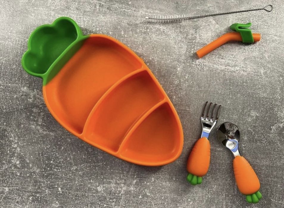 Посуд силіконовий та дитячі тримачі