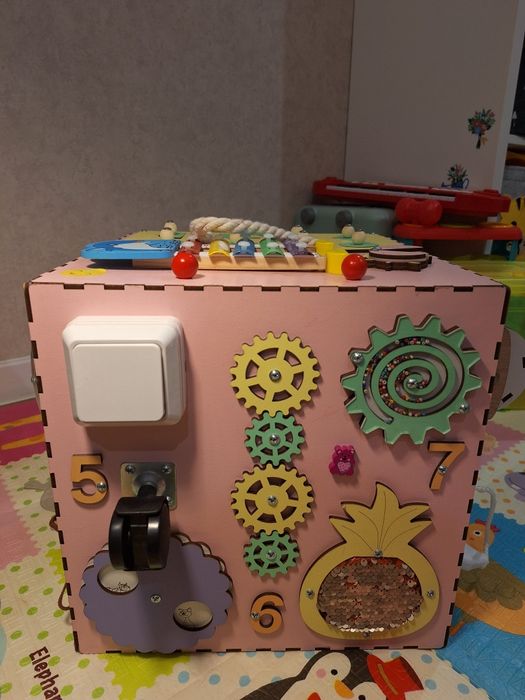 Бізікуб 30*30*30