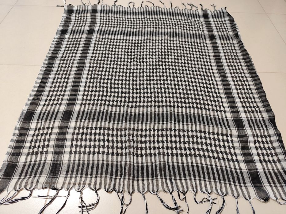 Lenço preto e branco - Palestina