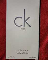 Calvin Klein CK One Туалетная вода унисекс, 200 мл