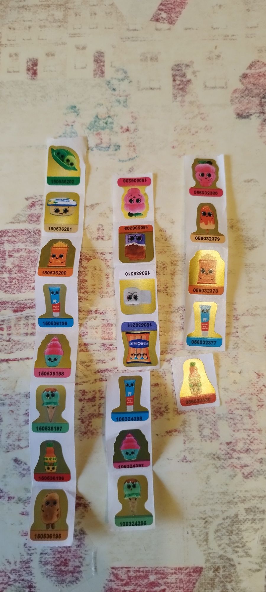 Naklejki 25 sztuk produkciaki biedronka
