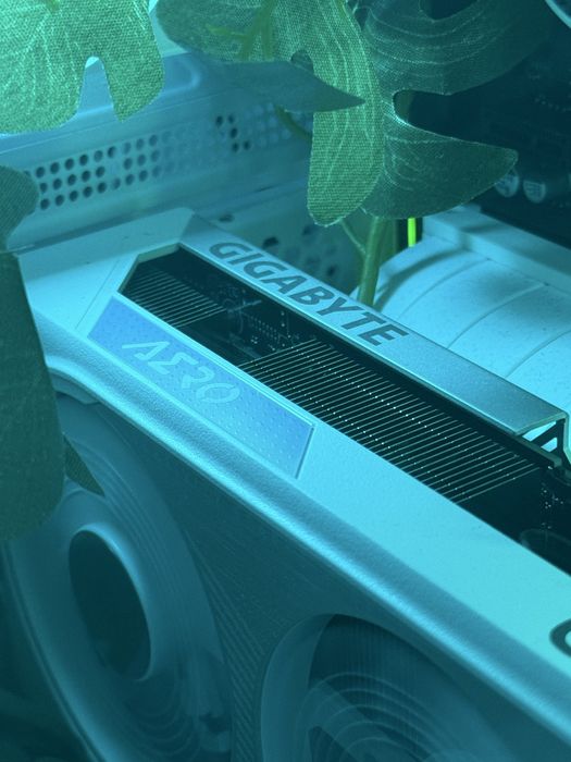 Gigabyte RTX 4060 TI Aero OC 8gb