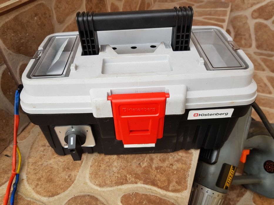 Wkrętarko -wiertarka 24 V z udarem  2 szt (zasilane 230 V )