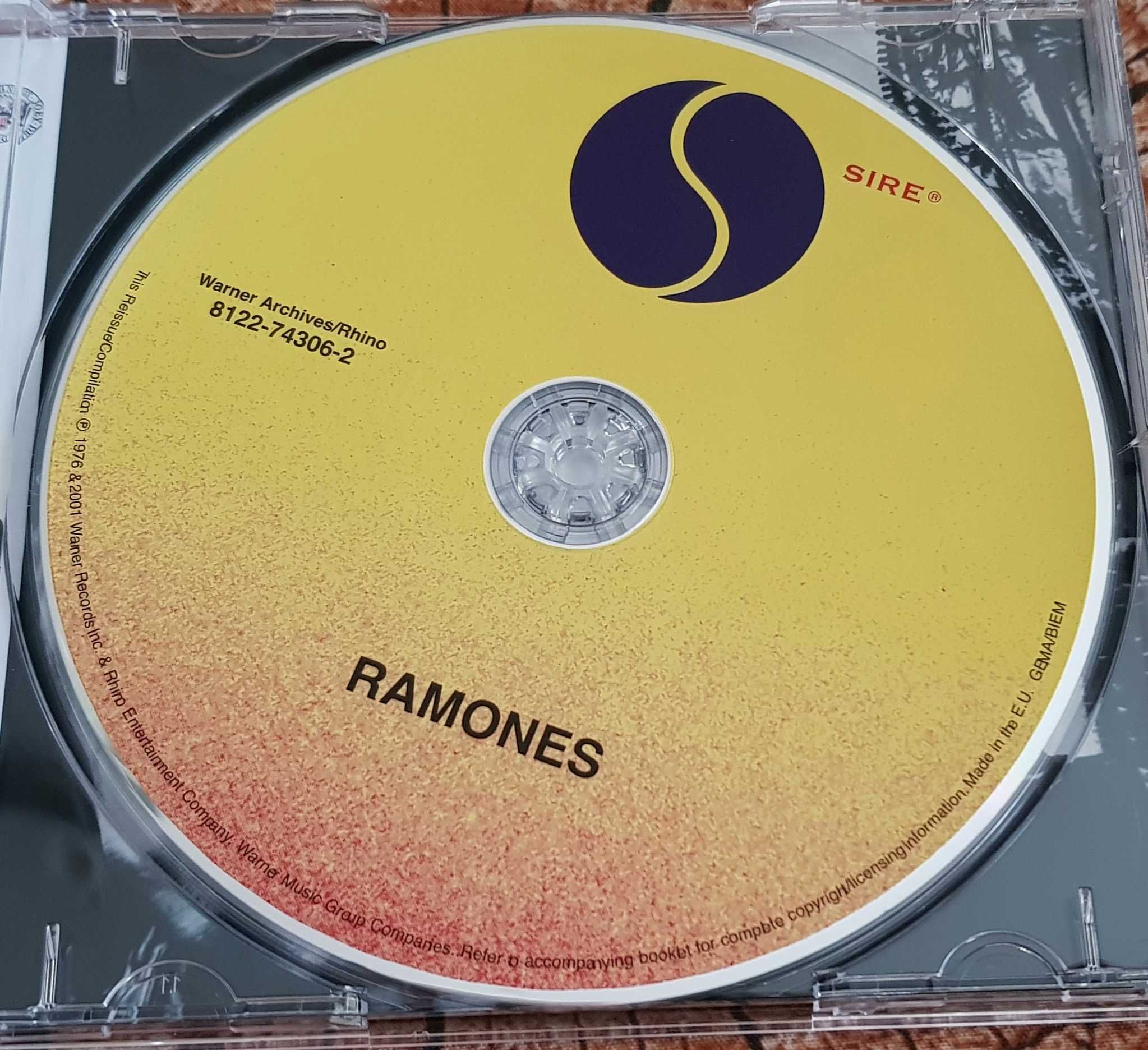 RAMONES  Ramones  CD  Punk Rock