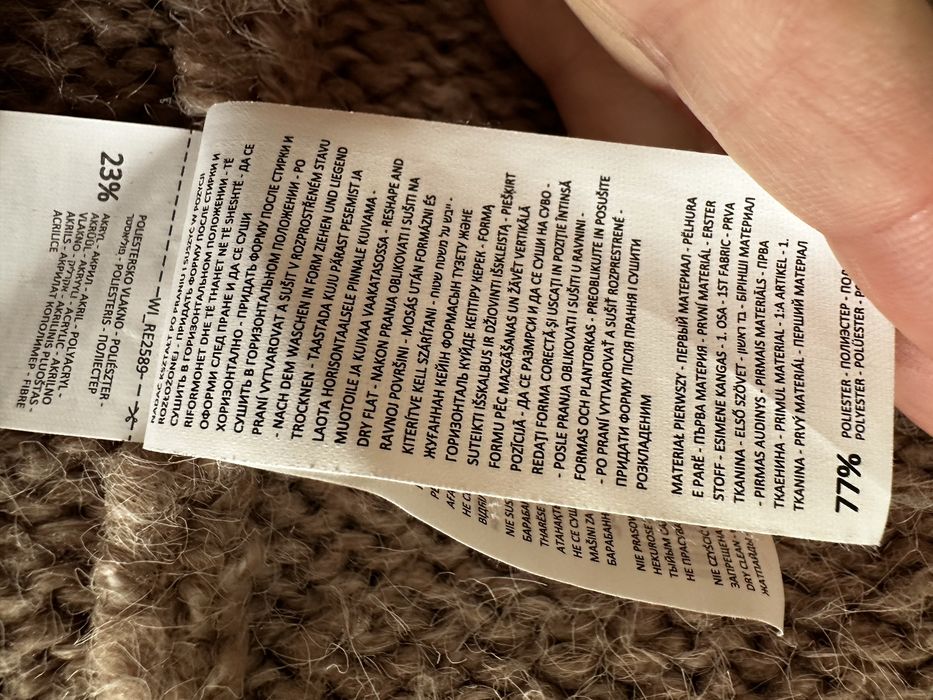 Reserved sweter golf w warkocze 40