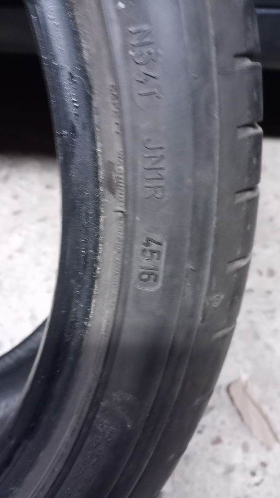 Dunlop Sport Maxx rt2 255/35 18