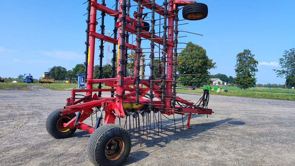 Brona scierniskowa Vaderstad agregat ścierniskowy