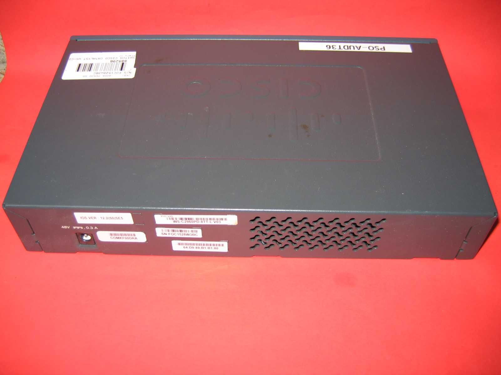 Switch CISCO Catalyst 2960PD Device 8 10/100 + 1 10

WS-C2960PD-8TT-L