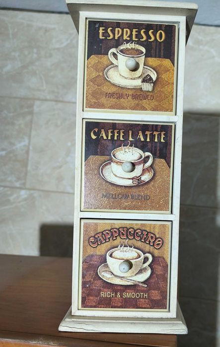 Móvel para cápsulas