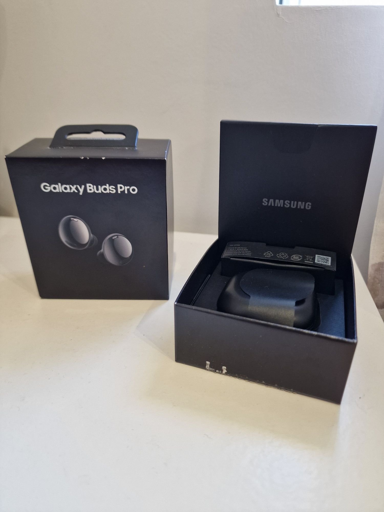 Samsung galaxy S22 com fatura + galaxy buds pro