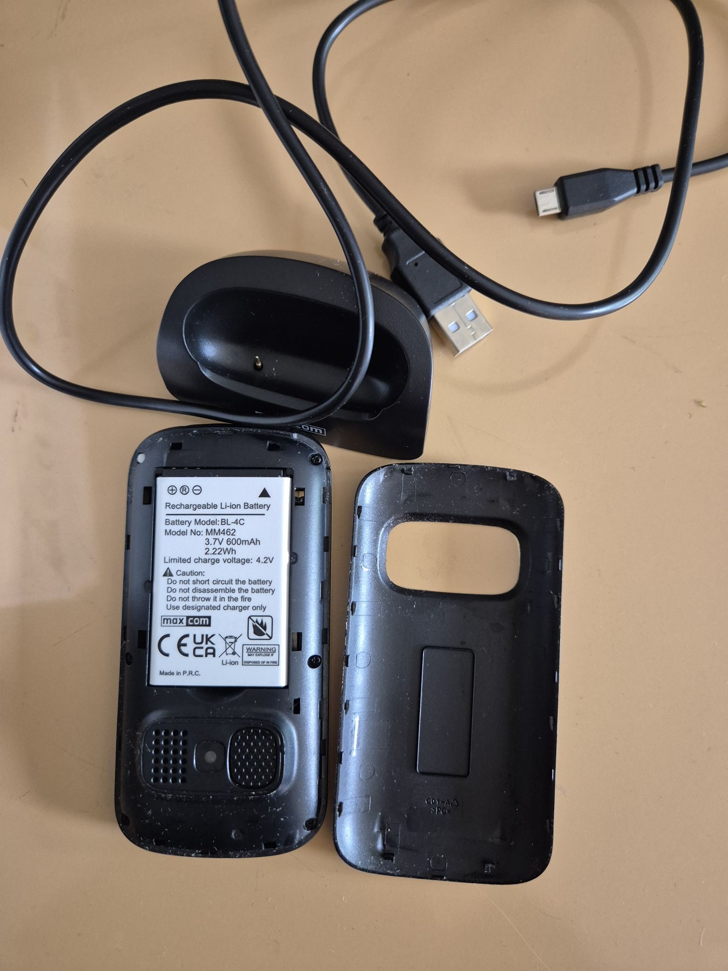 Telemovel MAXCOM MM462BB
