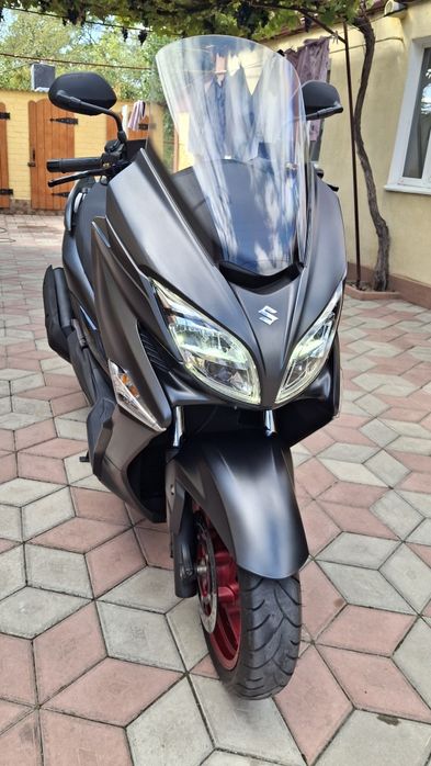 Suzuki Burgman 400 2018
