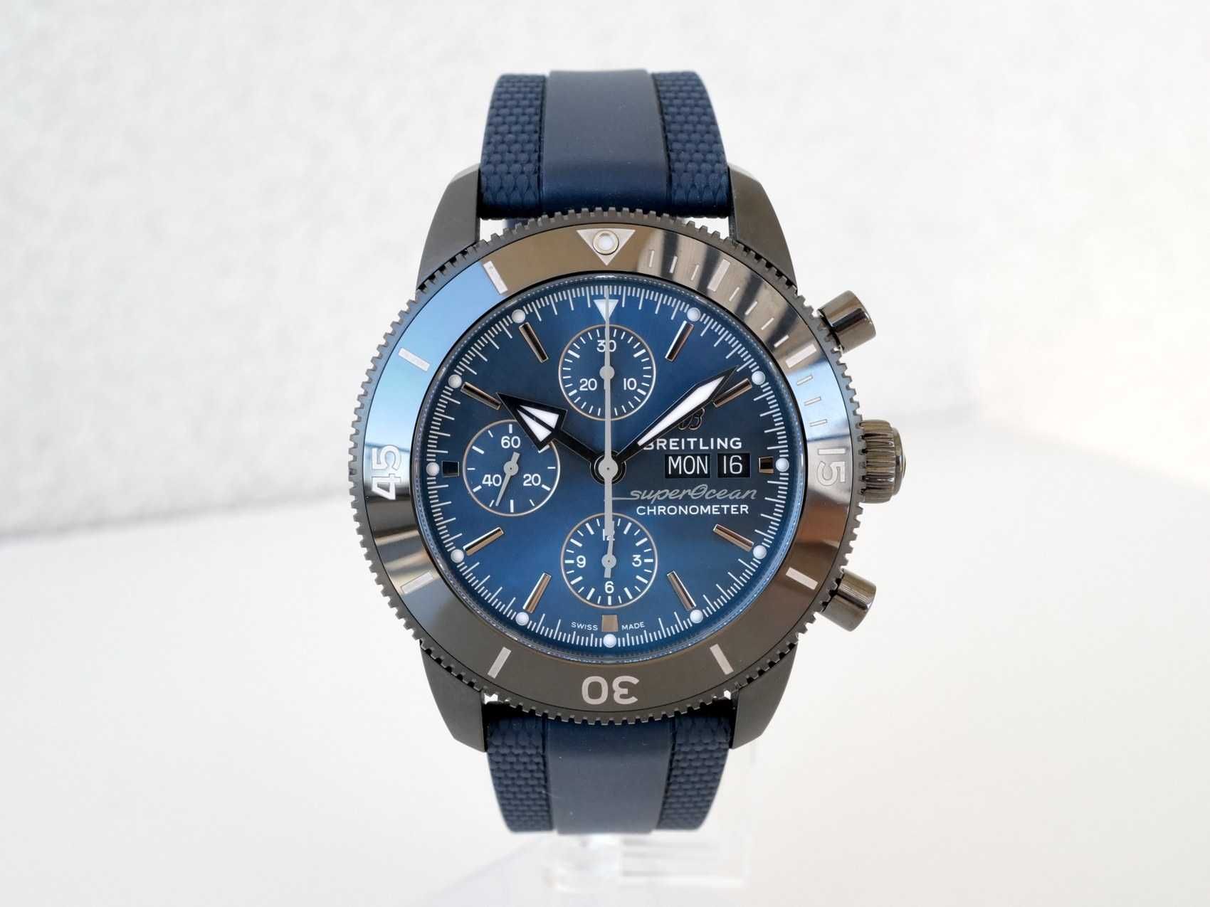 Breitling Superocean Heritage Chronograph 44 mm NEW