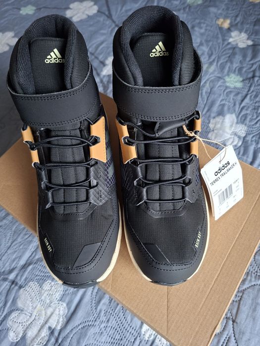 Чоботи кросівки Adidas Terrex 35,5р