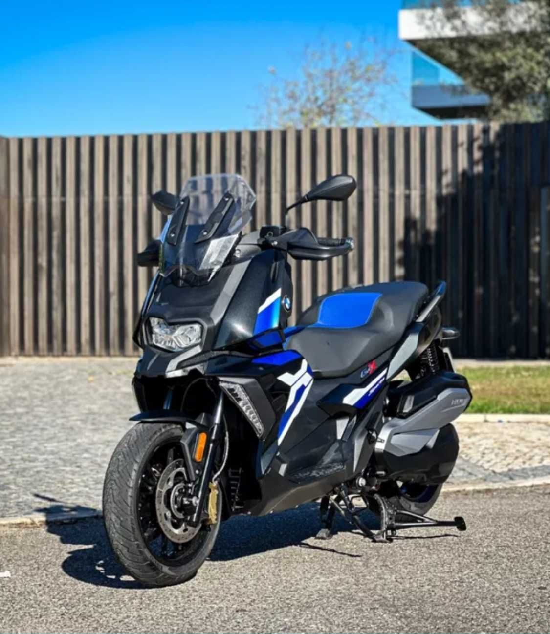 BMW C400X Connectivity como nova