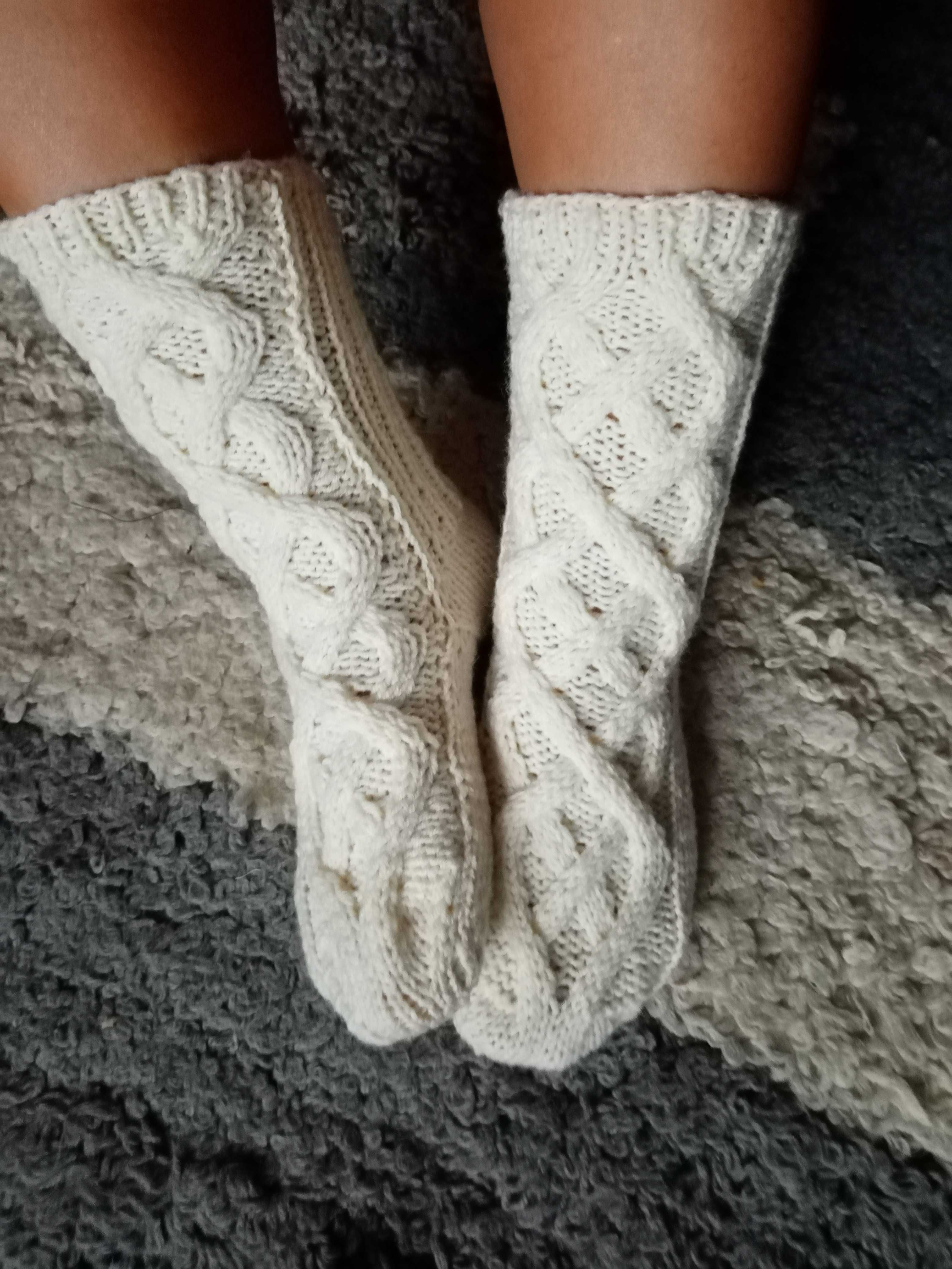 Вязаные тёплые носки