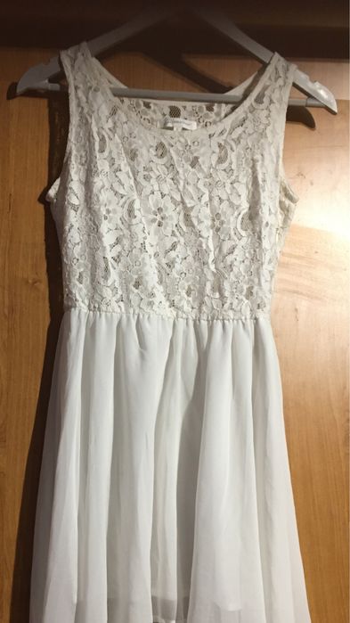 Glamorous śliczna koronkowa sukienka 36/S