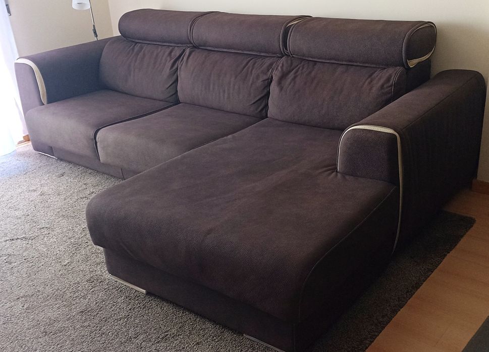 Sofá extensível com chaise longue
