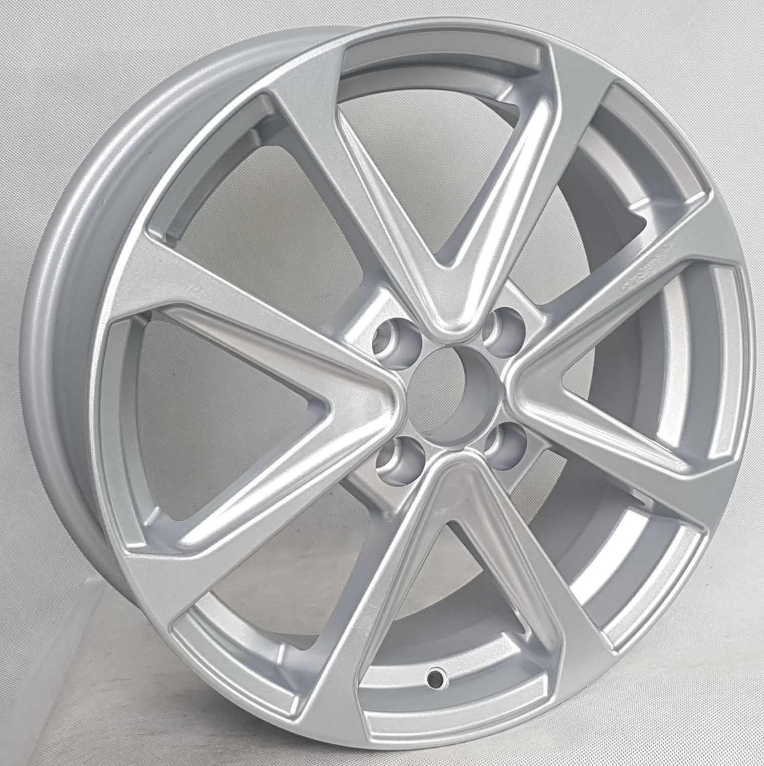 Alufelgi 16 4x100 Renault Captur Clio Dacia Lodgy Sander Logan Corsa