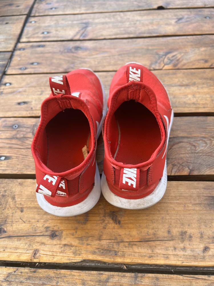 Buty sportowe nike, rozmiar 33