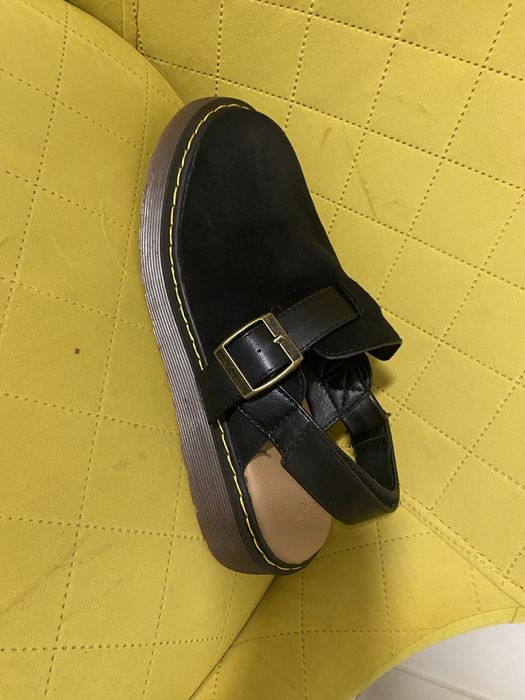 Взуття жіноче замша