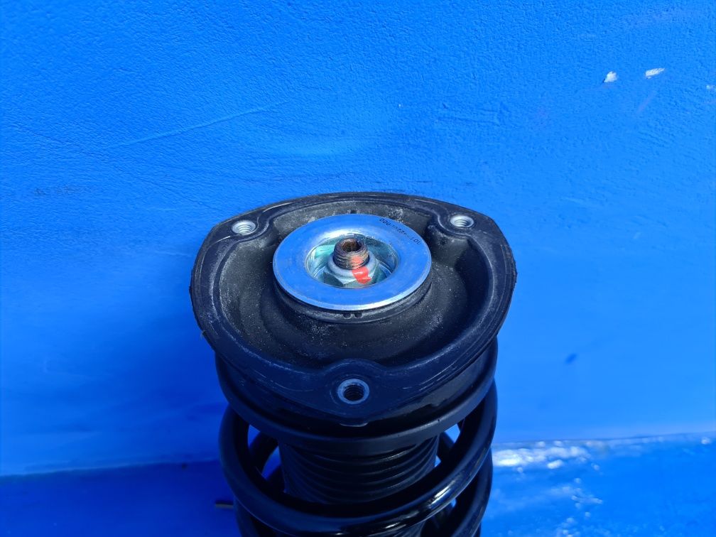 AMORRYZATOR przedni kompletny MAGNETIC RIDE AUDI A3 S3 RS3 8V oem