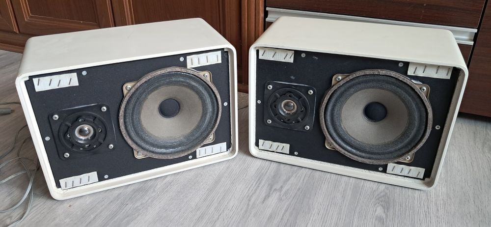 Kolumny itt Hyperion b 425