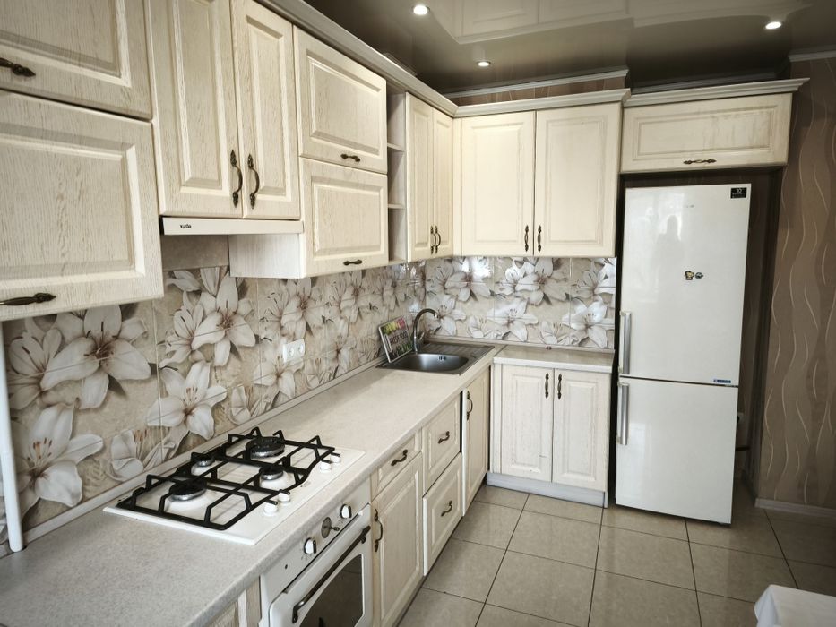 Оренда двокімнатної квартири на Київській біля ЦУМу