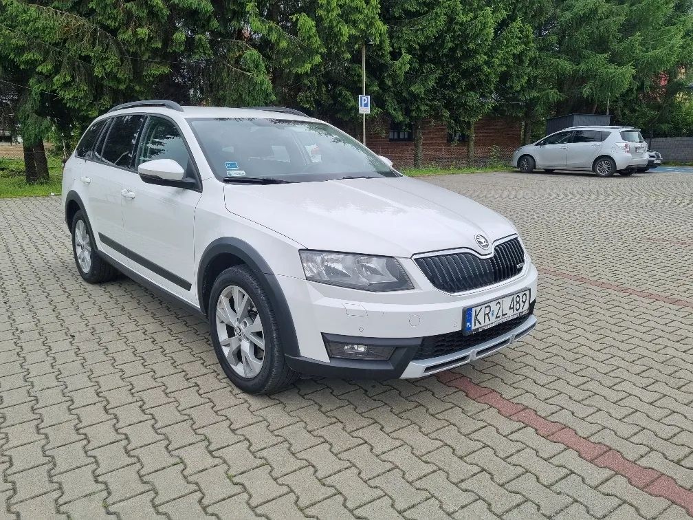 Skoda Octavia Scout/ 2.0 TDI/184KM/ DSG /4*4/ Salon-Polska/ I-WŁ./ Serw-ASO/ F. VAT