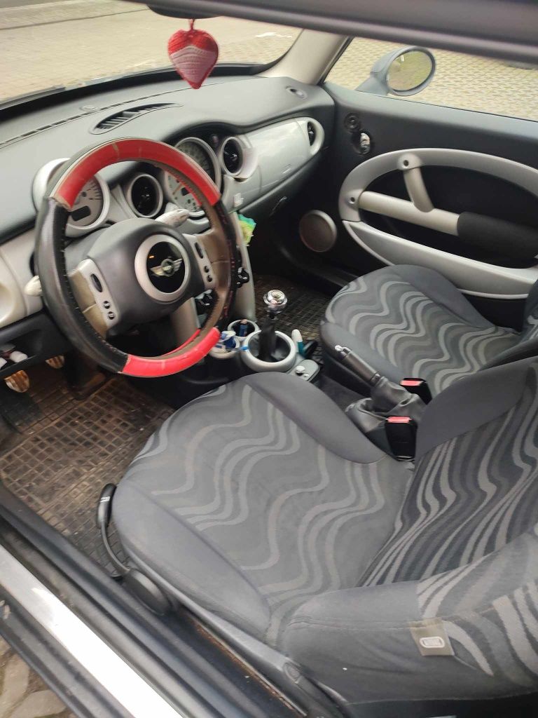 Mini Cooper 2003, 1.6 benzyna