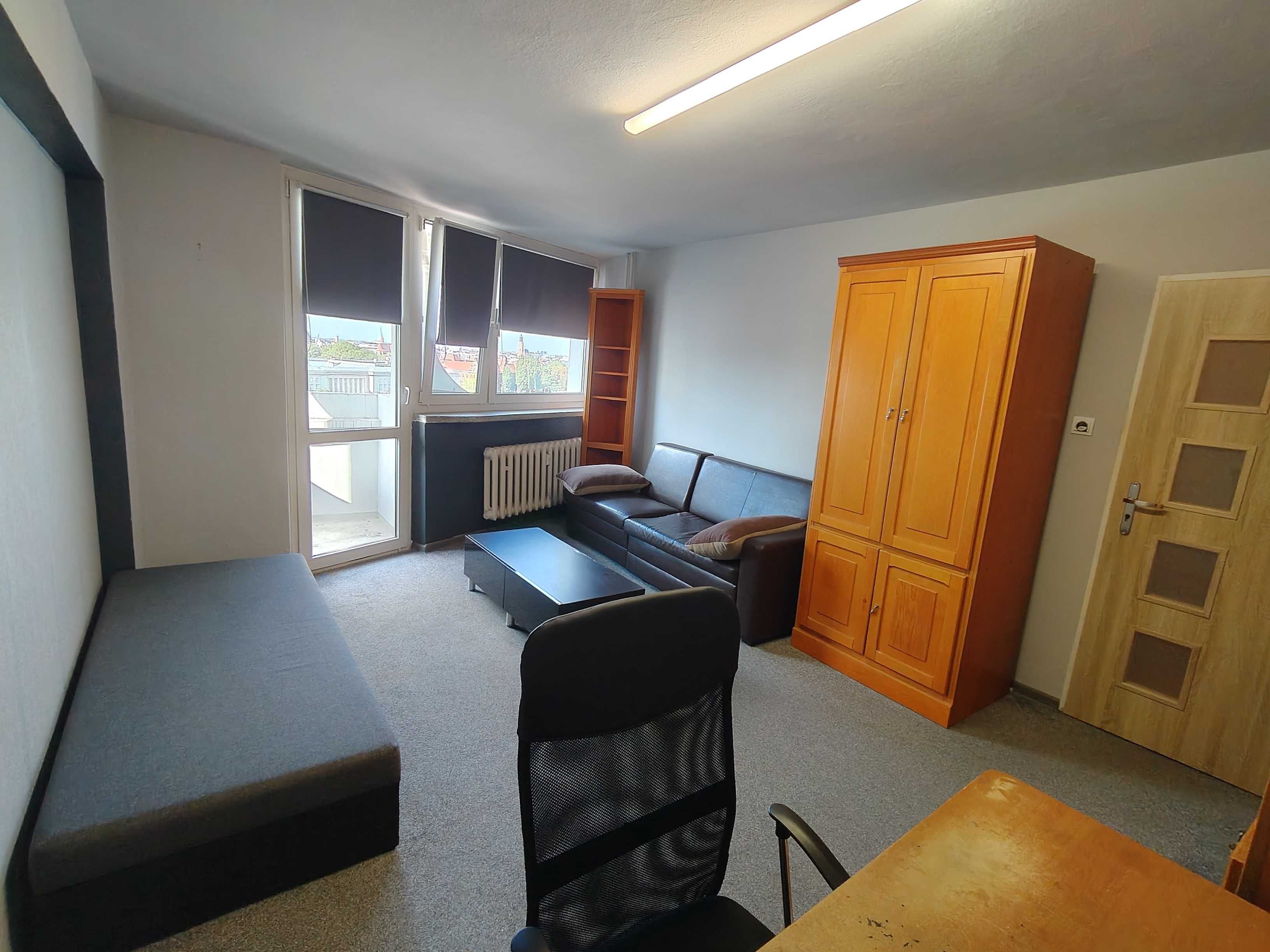 Pl. Grunwaldzki, Manhattan, 4pokoje , odświeżone mieszkanie !!!