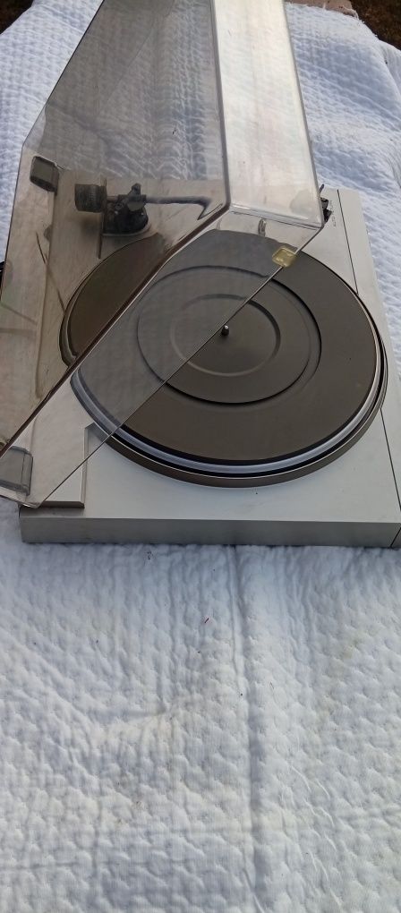 Gramofon Dual CS 610Q