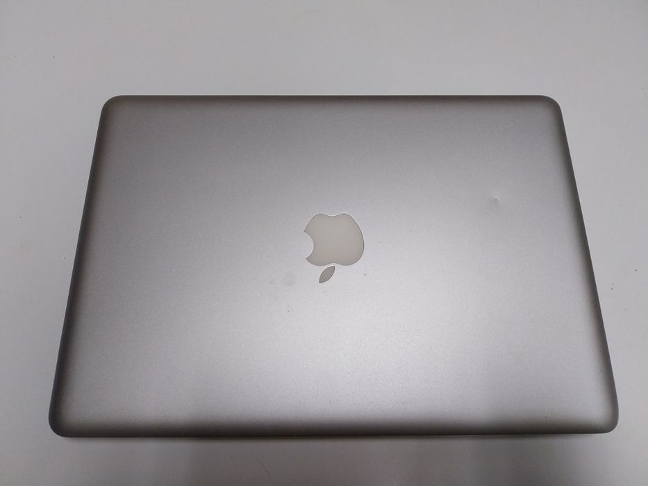 Macbook Late 200864310005825665120