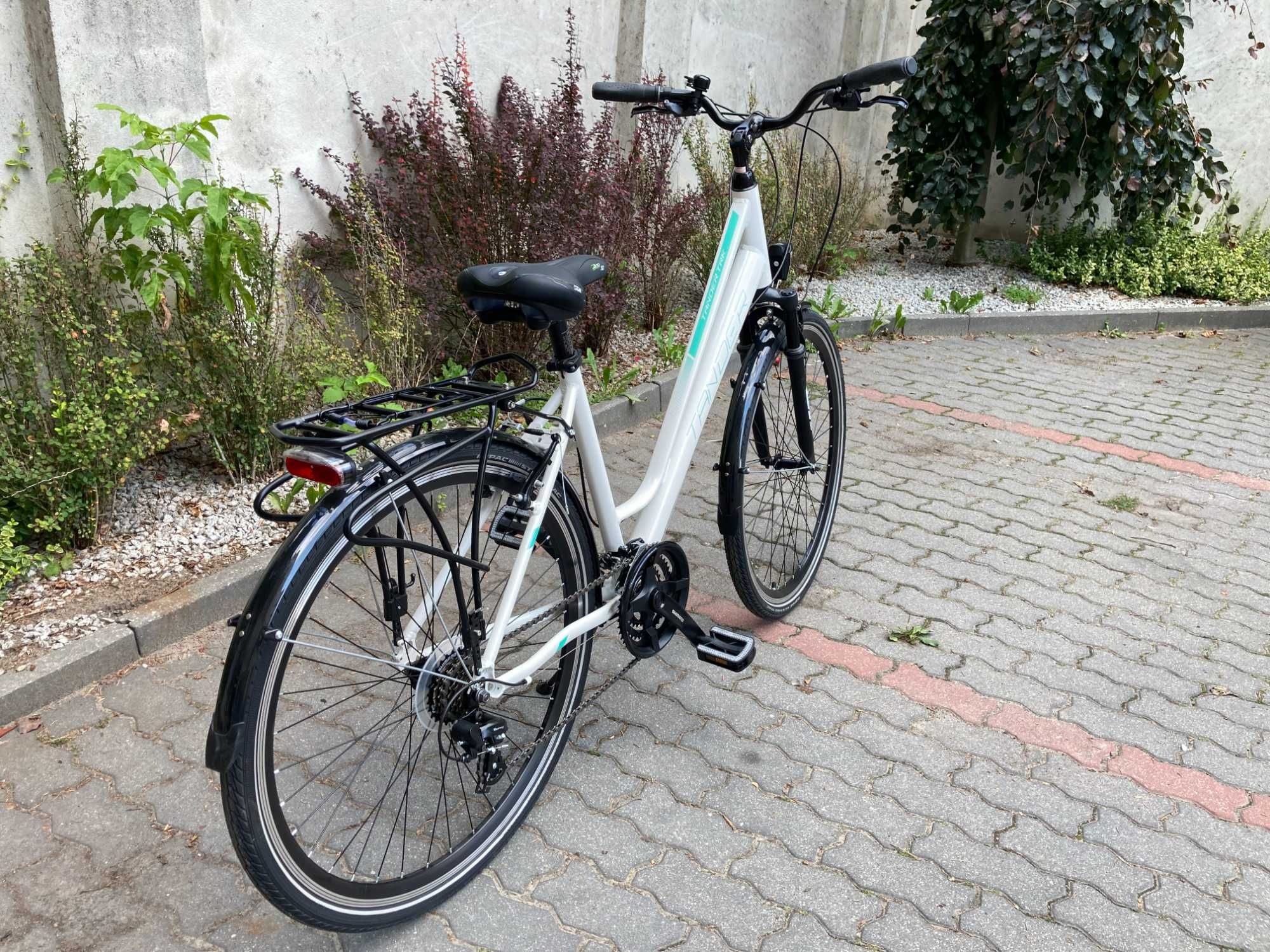 NOWY aluminiowy rower trekkingowy Tander 28" koła damski trekking
