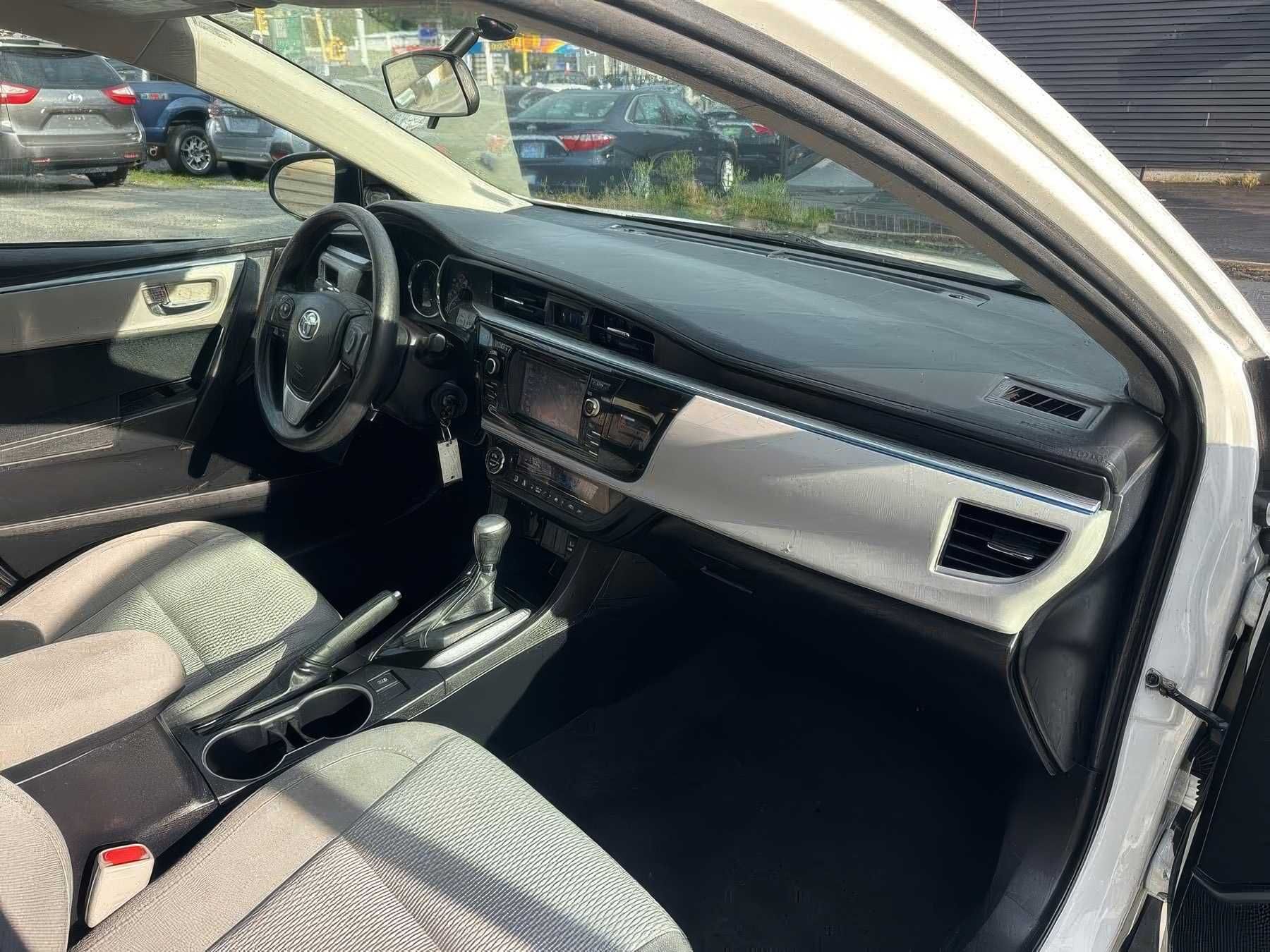 2016 Toyota Corolla LE Premium