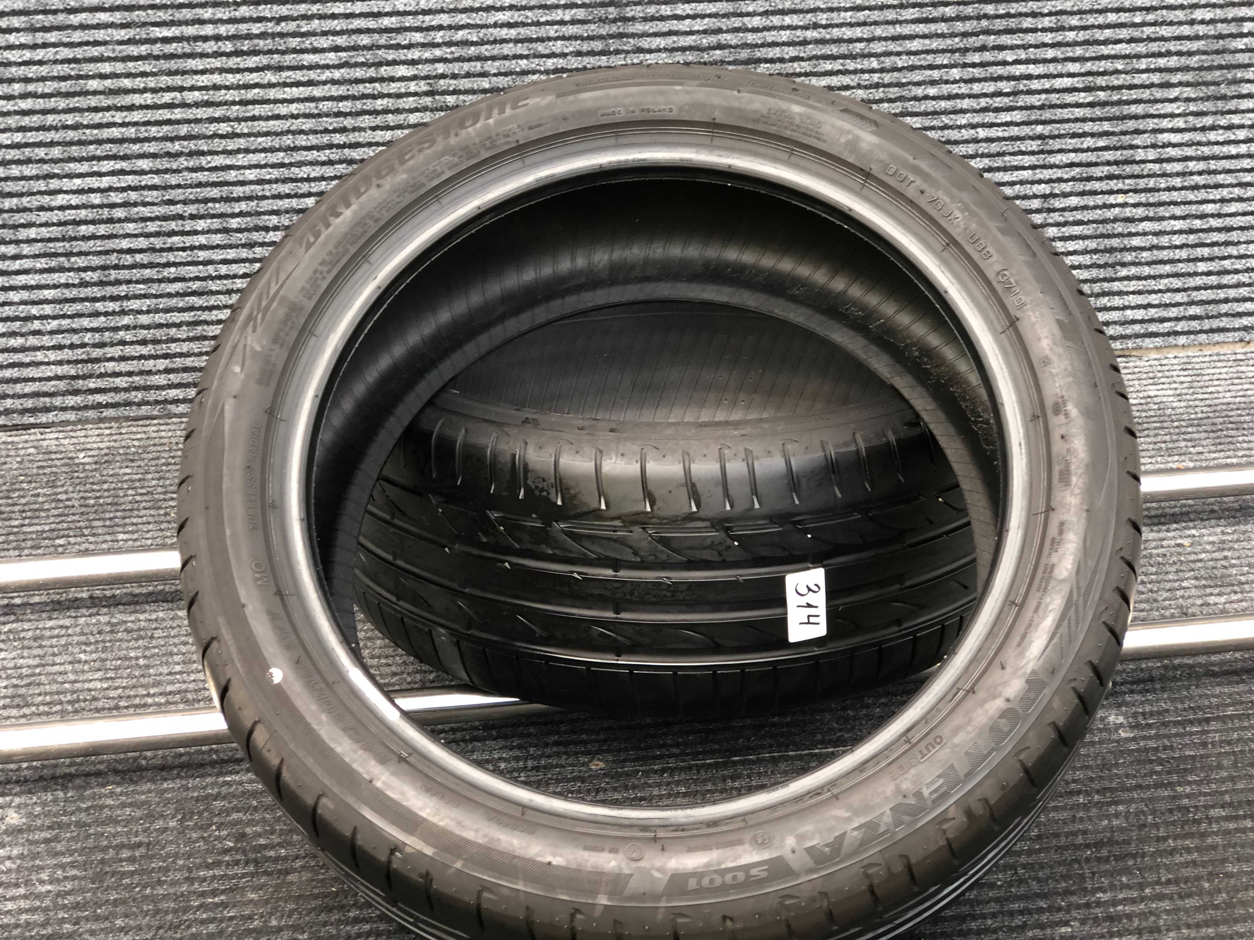 245/40 R18 Bridgestone шини