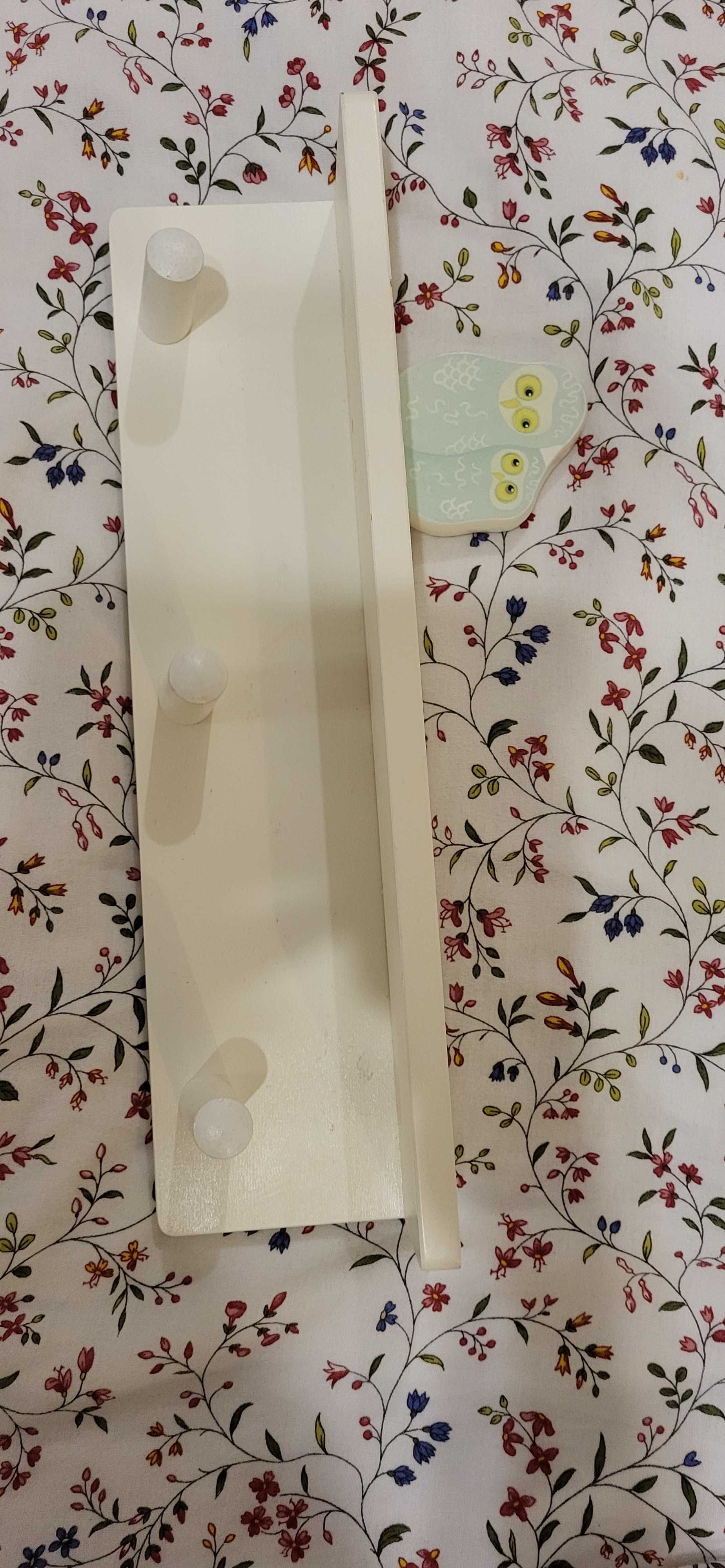 Wieszak do pokoju dziecięcego ikea